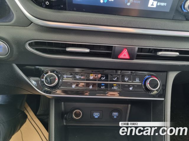 Hyundai Sonata (DN8) 2.0 LPG(rental car) Style 2020 — фото 17