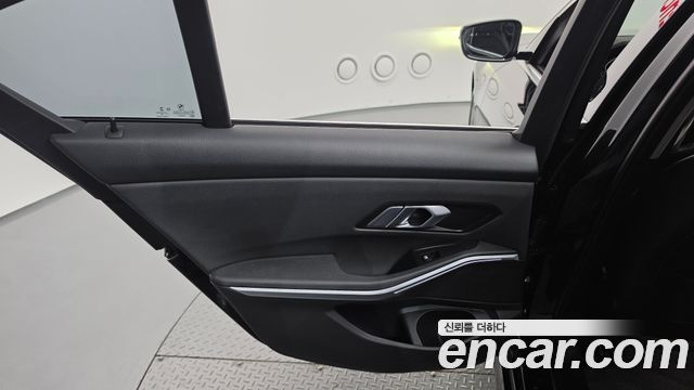 BMW 3 Series (G20) 320i 2020 — фото 25