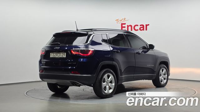 Jeep Compass (II) 2.4 Limitied AWD 2019 — фото 2