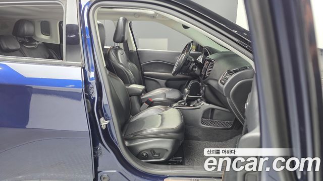 Jeep Compass (II) 2.4 Limitied AWD 2019 — фото 11