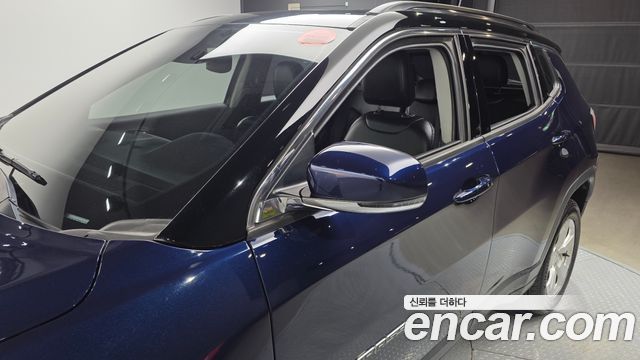 Jeep Compass (II) 2.4 Limitied AWD 2019 — фото 19