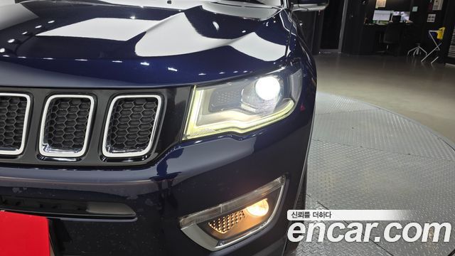 Jeep Compass (II) 2.4 Limitied AWD 2019 — фото 22