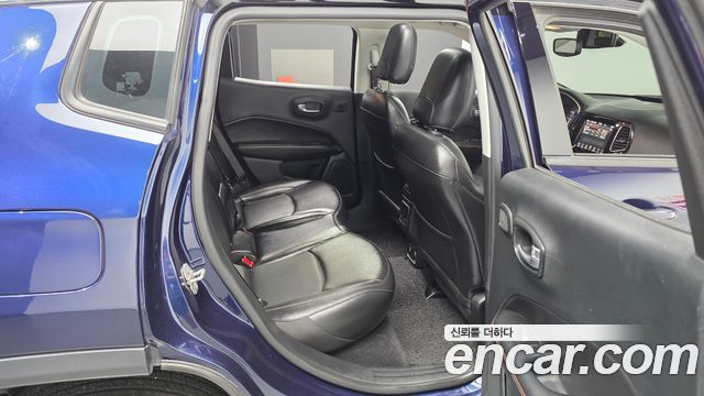 Jeep Compass (II) 2.4 Limitied AWD 2019 — фото 26