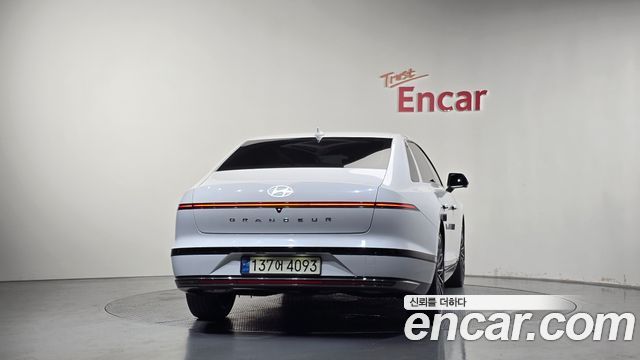 Hyundai Grandeur Hybrid (GN7) Calligraphy 2024 — фото 4