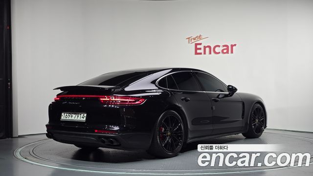 Porsche Panamera (971) 3.0 AWD 2020 — фото 2