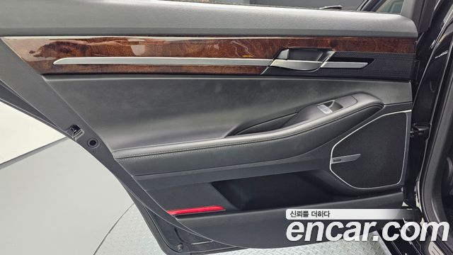 Genesis EQ900 3.8 GDI AWD Premium Luxury 2016 — фото 25
