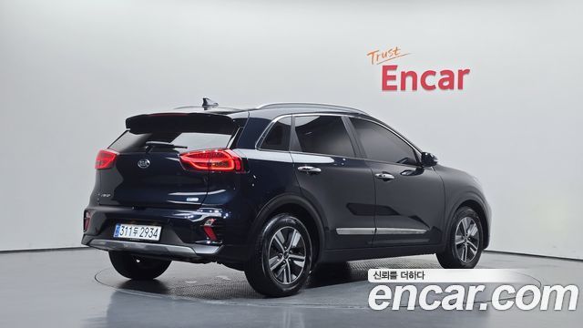 Kia Niro 1.6 HEV Noblesse Special 2020 — фото 2