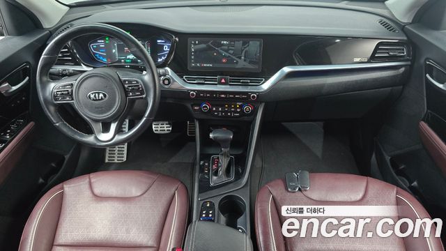 Kia Niro 1.6 HEV Noblesse Special 2020 — фото 7