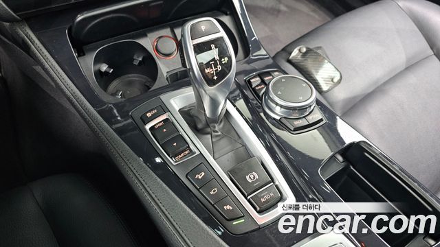 BMW 5 Series (F10) 530d xDrive M Aero Dynamic 2016 — фото 9