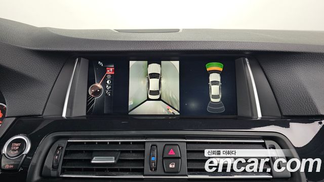 BMW 5 Series (F10) 530d xDrive M Aero Dynamic 2016 — фото 16