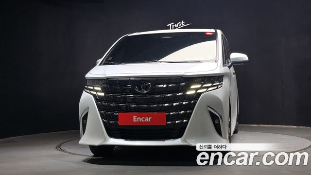 Toyota Alphard (IV) 2.5 HEV Executive AWD 2024 — фото 3