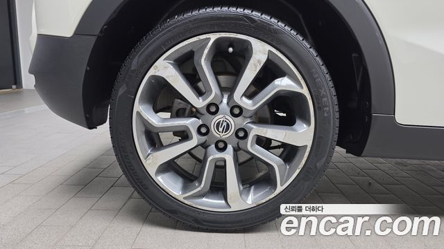 KG Mobility (SsangYong) Tivoli Diesel VX 2WD 2016 — фото 5