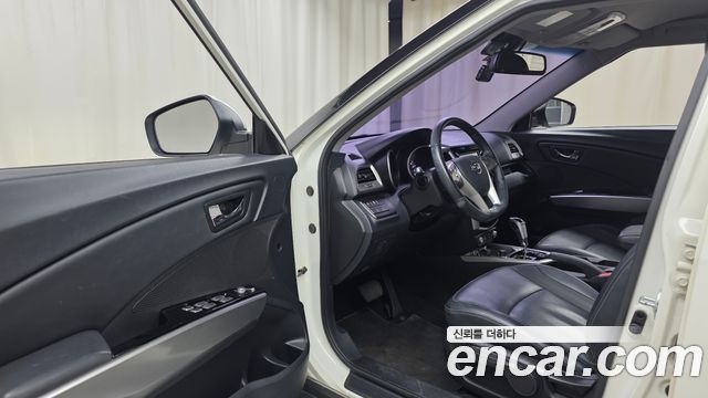 KG Mobility (SsangYong) Tivoli Diesel VX 2WD 2016 — фото 10