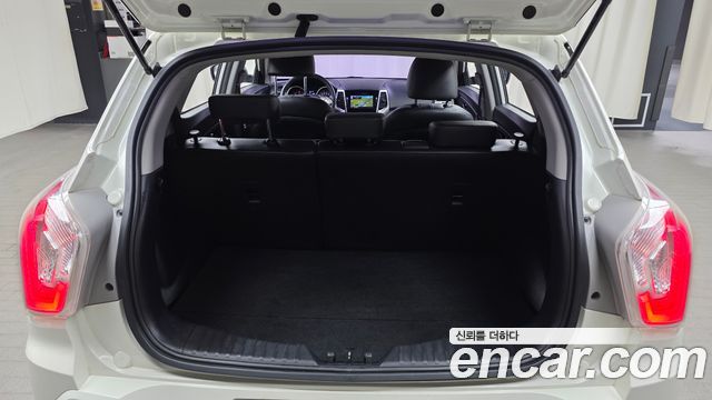 KG Mobility (SsangYong) Tivoli Diesel VX 2WD 2016 — фото 17