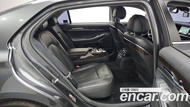 Genesis EQ900 3.8 GDI AWD Luxury 2018 — фото 12