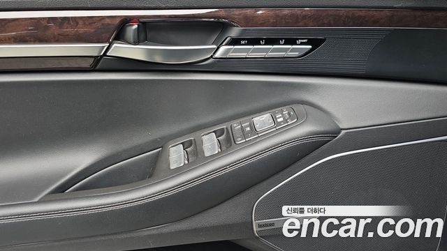 Genesis EQ900 3.8 GDI AWD Luxury 2018 — фото 20