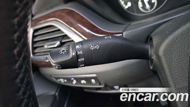Genesis EQ900 3.8 GDI AWD Luxury 2018 — фото 27
