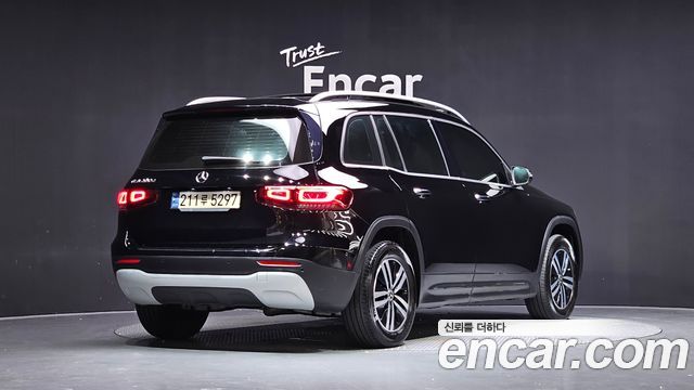 Mercedes-Benz GLB-Class (X247) GLB200 d 2021 — фото 2