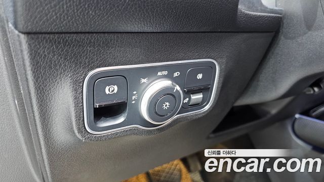Mercedes-Benz GLB-Class (X247) GLB200 d 2021 — фото 13