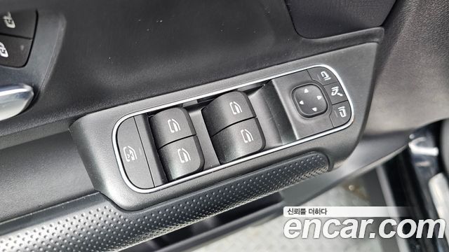 Mercedes-Benz GLB-Class (X247) GLB200 d 2021 — фото 20