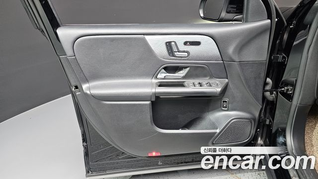 Mercedes-Benz GLB-Class (X247) GLB200 d 2021 — фото 24