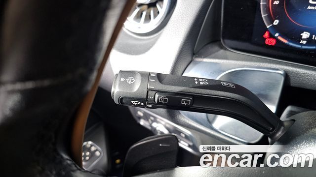 Mercedes-Benz GLB-Class (X247) GLB200 d 2021 — фото 28