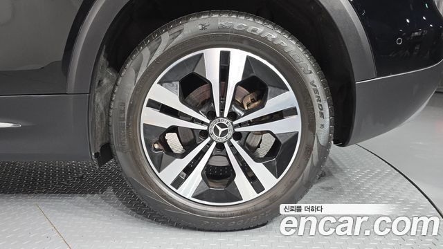 Mercedes-Benz GLB-Class (X247) GLB220 2021 — фото 21