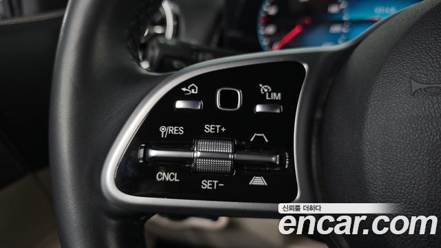 Mercedes-Benz GLB-Class (X247) GLB220 2021 — фото 27