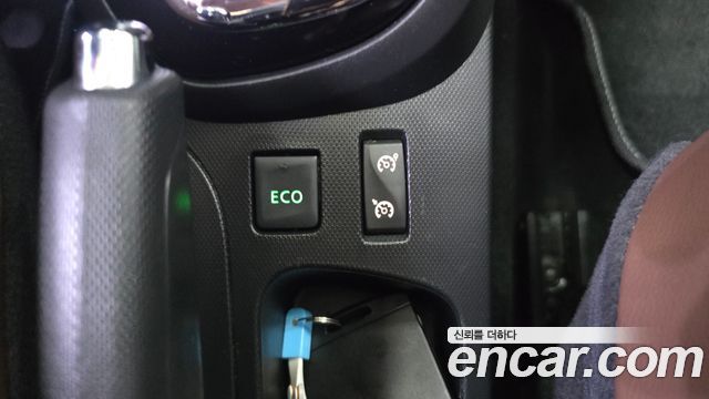 Renault Korea QM3 LE 2015 — фото 30