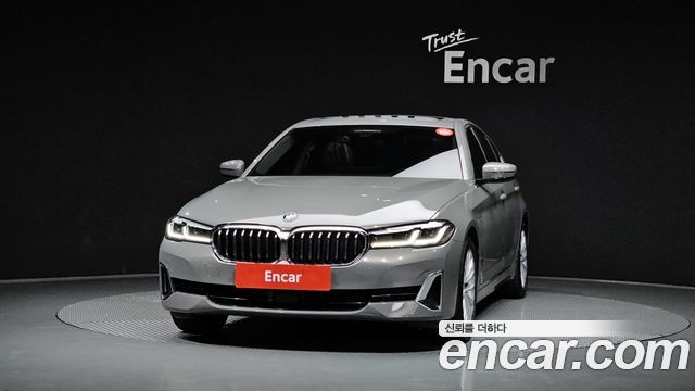 BMW 5 Series (G30) 530e Luxury 2021 — фото 3