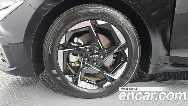 Kia K5 (III) 2.0 Prestige 2024 — фото 5