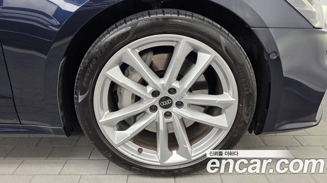 Audi A7 (4K) 55 TFSI e Quattro Premium 2023 — фото 27