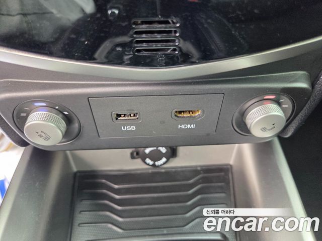 KG Mobility (SsangYong) Tivoli LX 2WD HI-DLX 2016 — фото 18