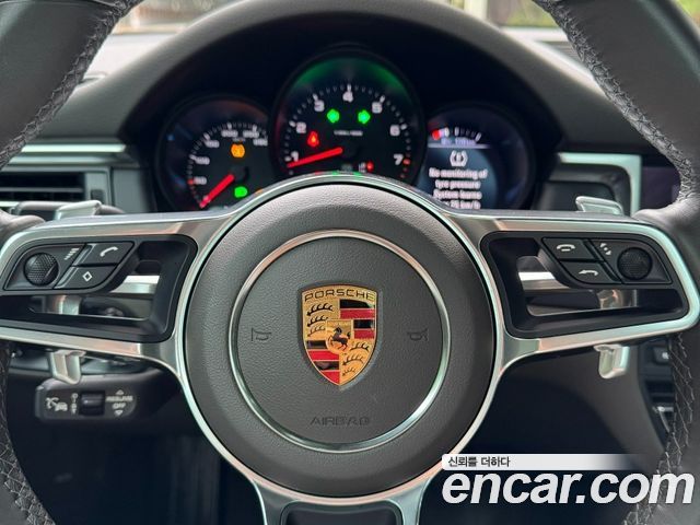 Porsche Macan 2.0 95B 2019 — фото 7