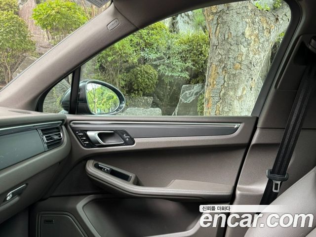 Porsche Macan 2.0 95B 2019 — фото 9