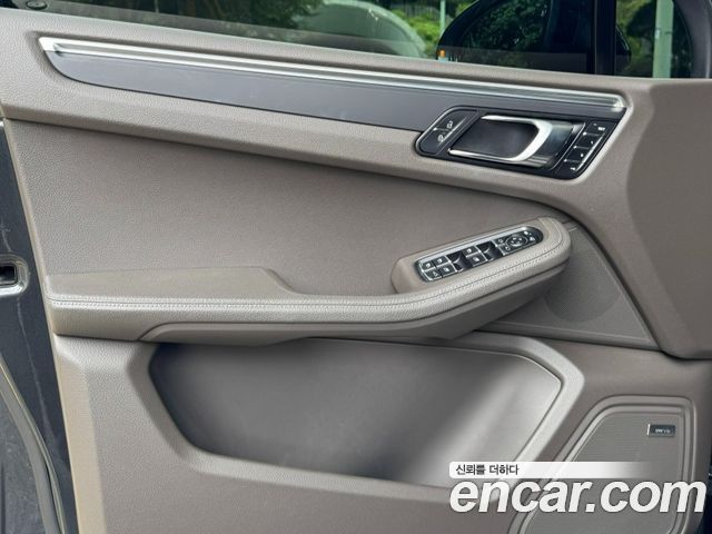 Porsche Macan 2.0 95B 2019 — фото 15