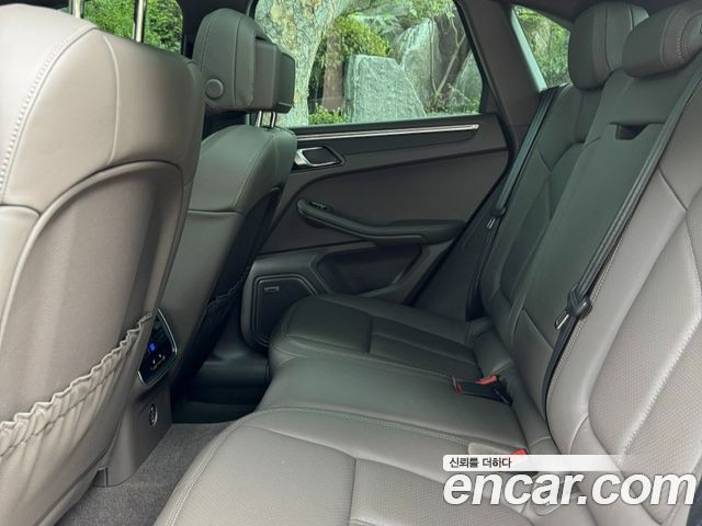 Porsche Macan 2.0 95B 2019 — фото 16