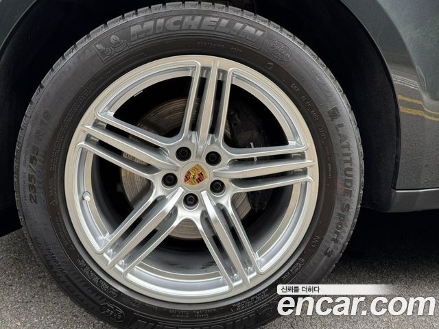 Porsche Macan 2.0 95B 2019 — фото 18