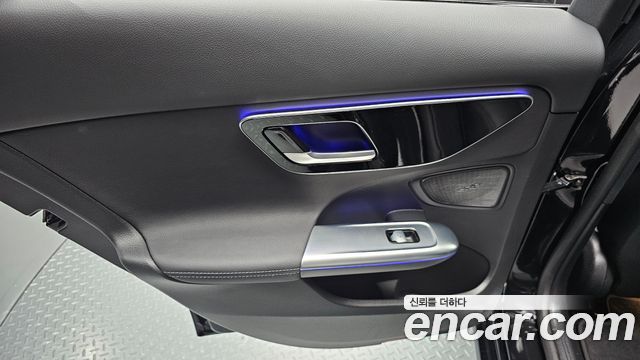 Mercedes-Benz C-Class (W206) C200 Avantgarde 2023 — фото 25