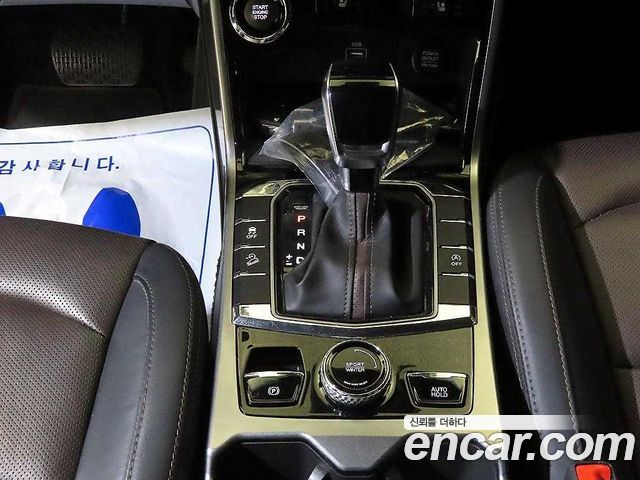 KG Mobility (SsangYong) Beautiful Korando Gasoline 1.5 2WD C5 Plus 2022 — фото 9