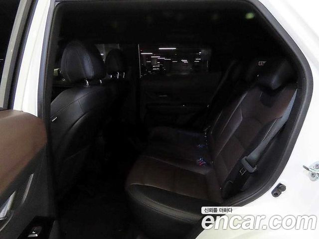 KG Mobility (SsangYong) Beautiful Korando Gasoline 1.5 2WD C5 Plus 2022 — фото 10