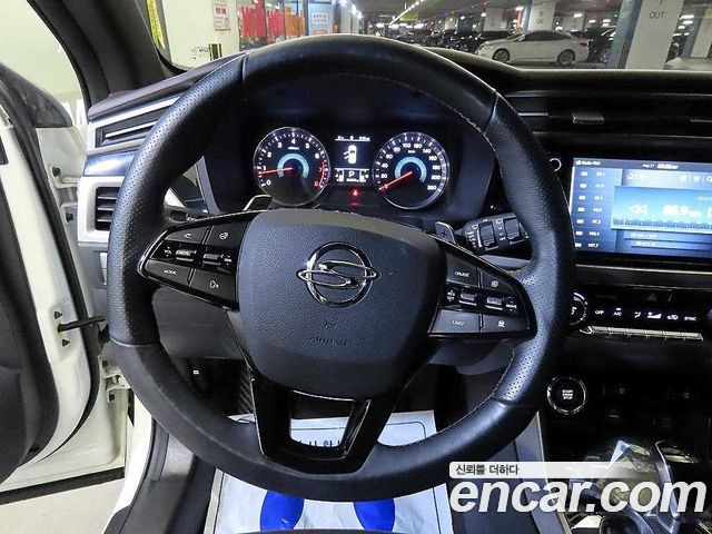 KG Mobility (SsangYong) Beautiful Korando Gasoline 1.5 2WD C5 Plus 2022 — фото 16