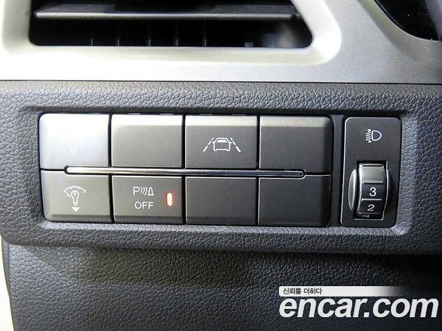 KG Mobility (SsangYong) Beautiful Korando Gasoline 1.5 2WD C5 Plus 2022 — фото 19