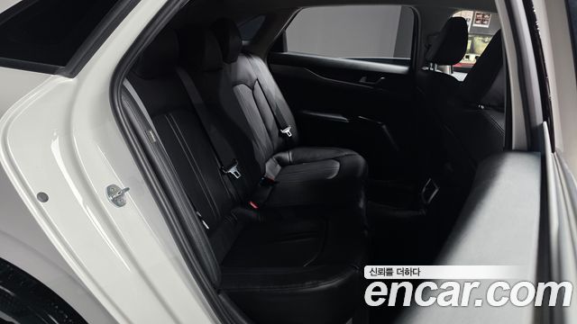 Kia K5 (III) 2.0 Prestige 2023 — фото 12