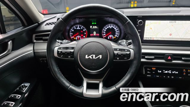 Kia K5 (III) 2.0 Prestige 2023 — фото 13