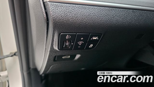 Kia K5 (III) 2.0 Prestige 2023 — фото 29