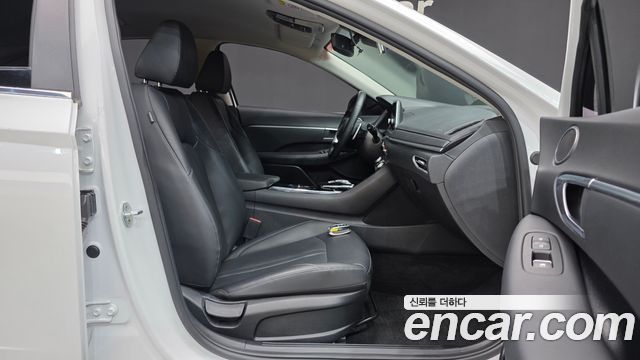 Hyundai Sonata (DN8) 2.0 LPG(rental car) Smart 2021 — фото 10