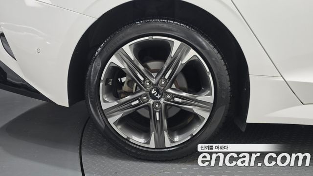 Kia K5 (III) 2.0 Signature 2020 — фото 5