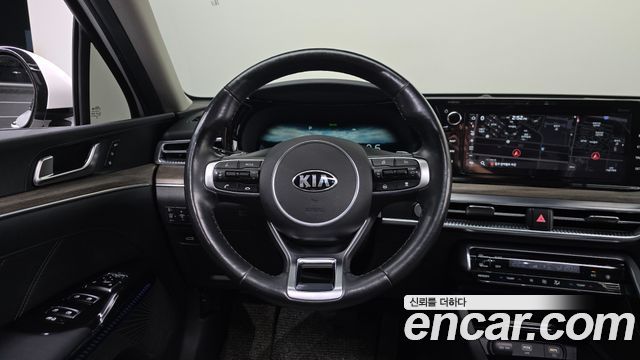 Kia K5 (III) 2.0 Signature 2020 — фото 16