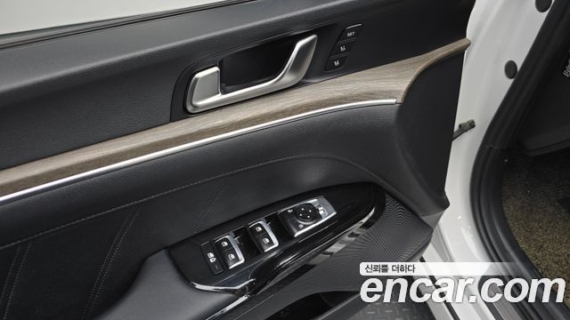 Kia K5 (III) 2.0 Signature 2020 — фото 19